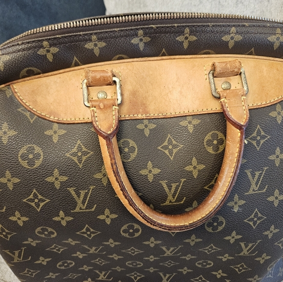 LOUIS VUITTON Monogram Evasion Boston Bag M41443 LV Auth - Picture 2 of 13